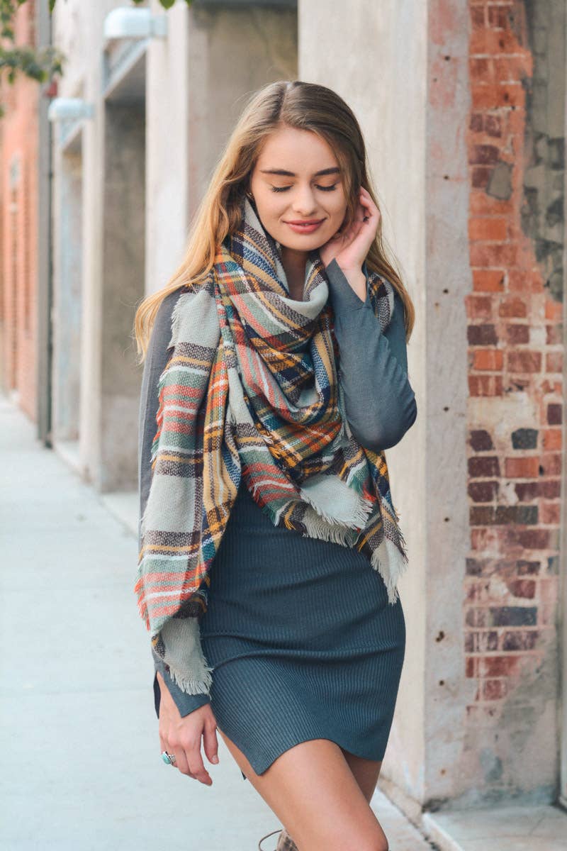 Classic Plaid Blanket Scarf: Green/Blue