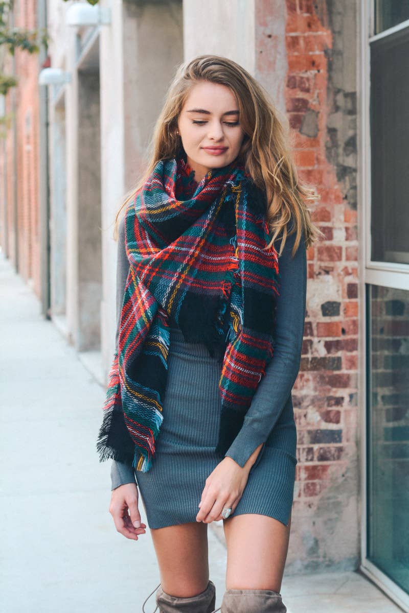 Classic Plaid Blanket Scarf: Green/Blue