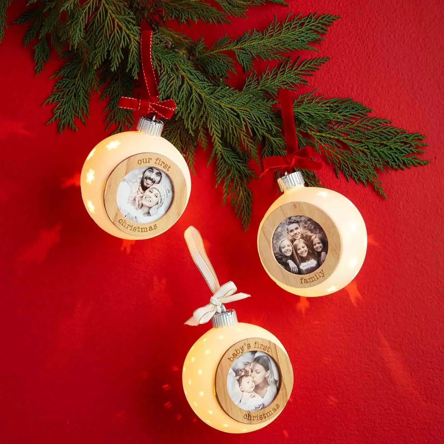 Light Up Ornament - Family