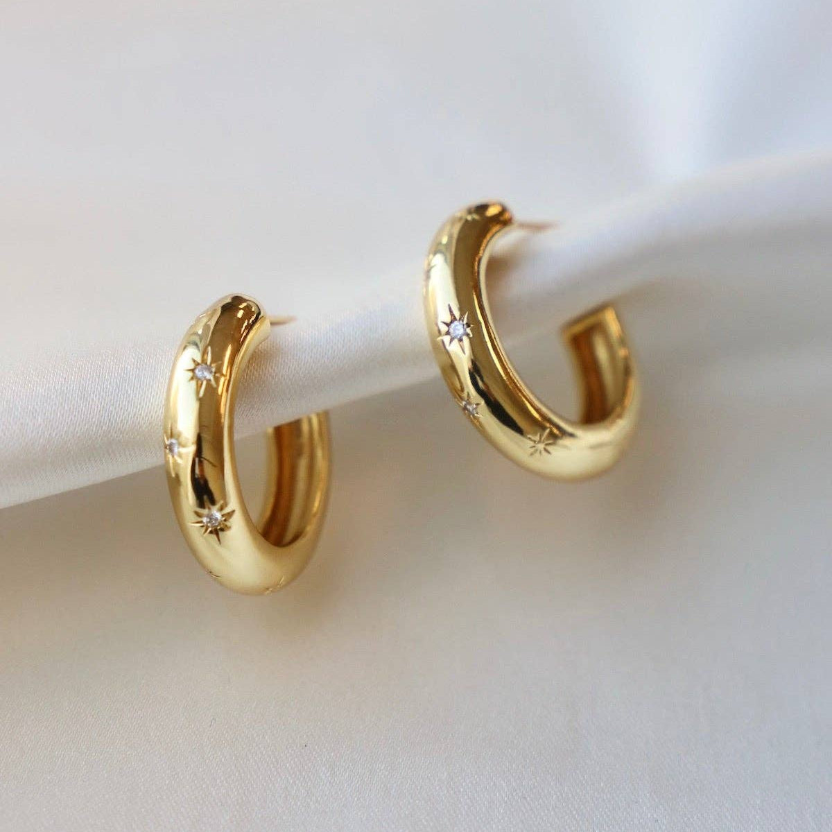 Meredith Star Hoops