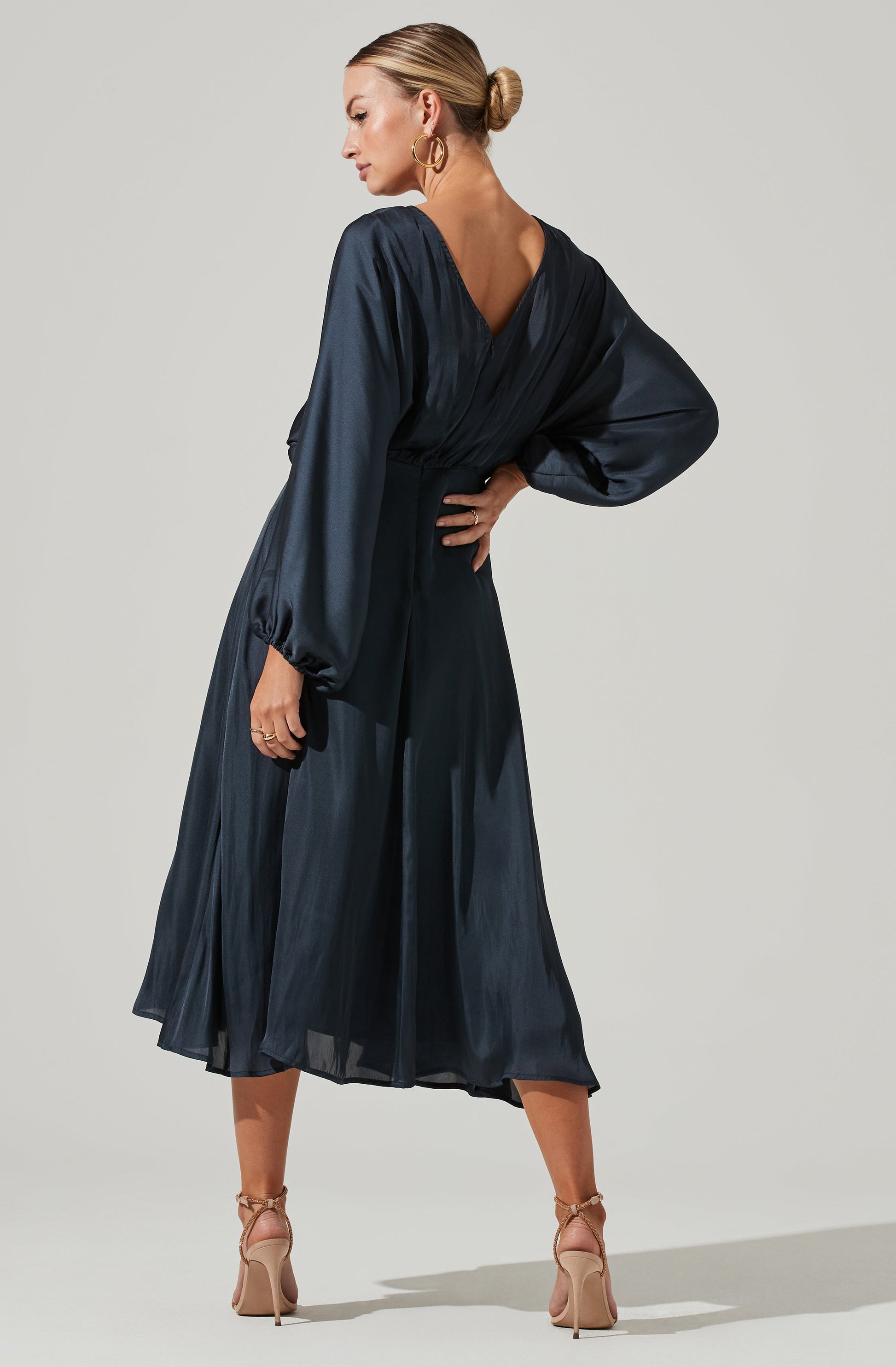 marin dolman sleeve midi dress Marin Dolman Sleeve Midi Dress in Amber S