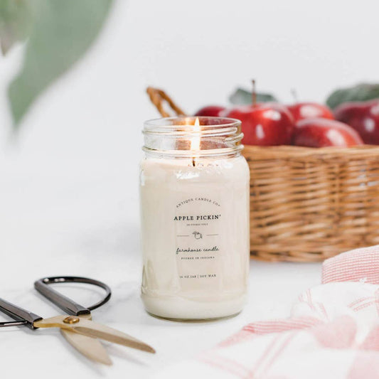 Apple Pickin' 16oz Candle